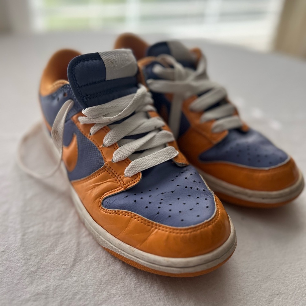 Women’s Nike Dunk in melon and purple size 8